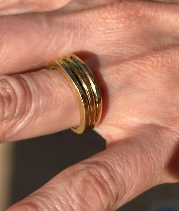 14k Solid Gold Ring - image 4