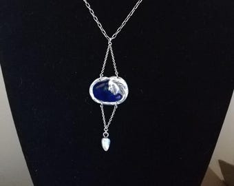 Jugendstil Vienna c1900 rare, pendentif en argent, émail et perles, doubles chaînes en haut et en bas