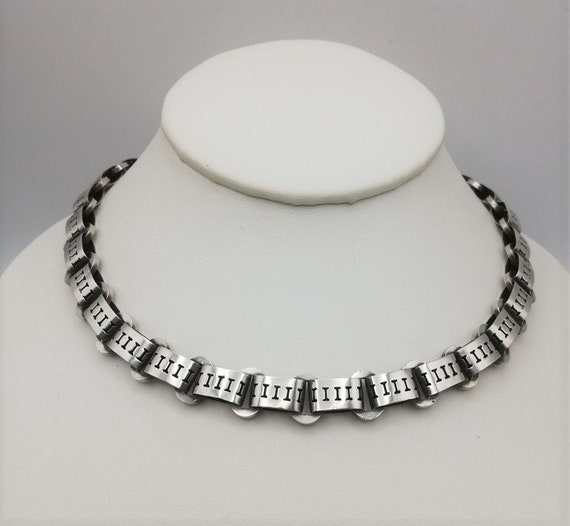 Victorian book chain necklace late 1800s in sterling… Gem