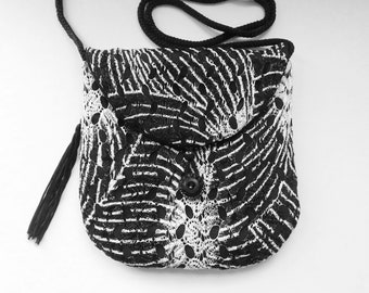 Evening bag from lace