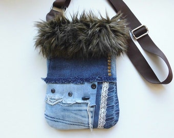 Blue jeans bag with fake fur