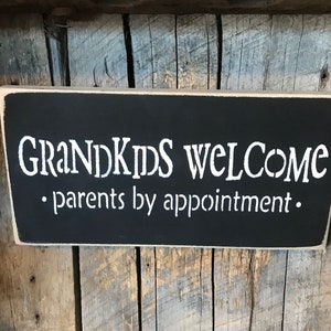 Grandkids Welcome Sign - Grandchildren Sign - Gifts For Grandparents - Grandma Birthday Gift - Housewarming Present - Painted Wood Signs -