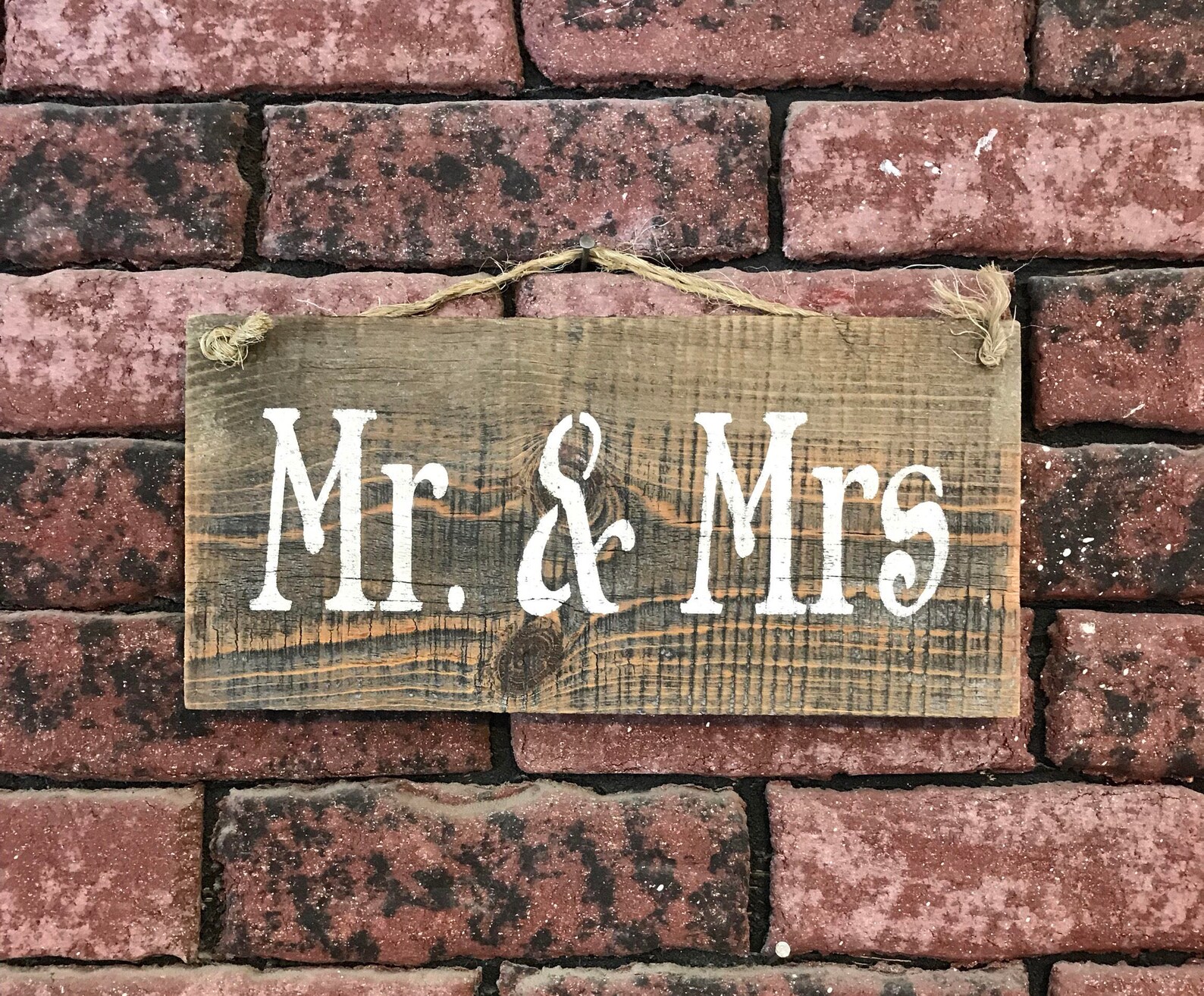 Mr and Mrs Sign Barn Wood Sign Rustic Wall Decor Mr and - Etsy UK