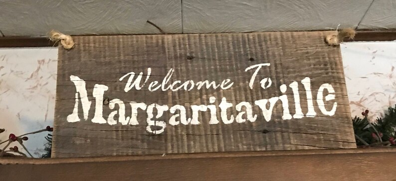 Margaritaville Home Decor / Tan Tar A Estates Resort Margaritaville Vacation Rental Lakeview Home Lake Of The Ozarks Hot Tub : Margaritaville two bottle wine carrier & humidor | frontgate.