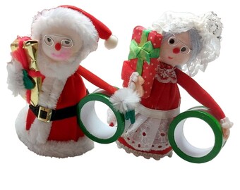 Conjunto vintage de 10 anillos de servilleta navideños Santa & Mrs. Claus Terciopelo rojo/piel sintética