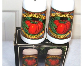 NOS 1984 Boxed Ceramic Salt & Pepper Set Tomatoes Huckleberry Farms Colorful