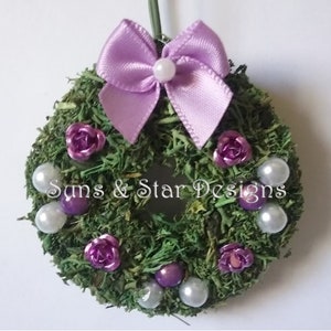Miniature Dollhouse/Village Wreath - Purple and Pearl - Medium