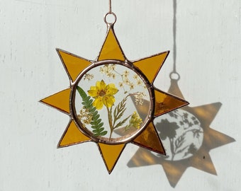 Handmade stained glass suncatcher - Amber glass with pressed flowers