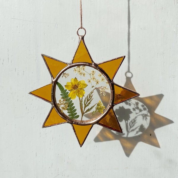 Handmade stained glass suncatcher - Amber glass with pressed flowers