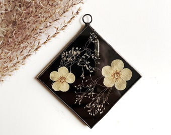 Glass pressed flower frame - mini diamond - Potentilla and cloud grass - Wall hanging