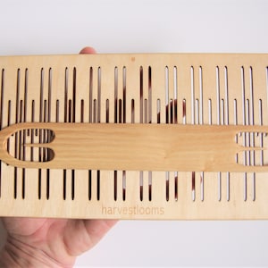 21 slot band weaving loom, double slot heddle, rigid heddle, pattern weaving,decorative bands,pick up patterns,backstrap weaving,inkle, tape