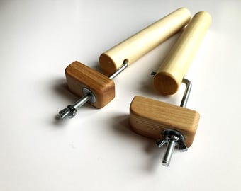 Warping pegs, warping clamps, warping posts, make warping easier, portable warping tool, weaving tools, harvestlooms, direct warping