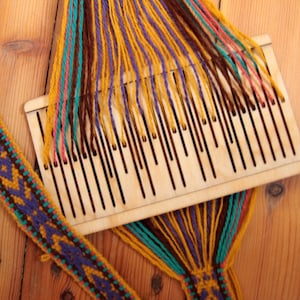 Double slotted rigid heddle, 9 pattern strings,loom, backstrap rigid heddle,sami band weaving,band weaving,belt weaving,inkle loom,tape loom