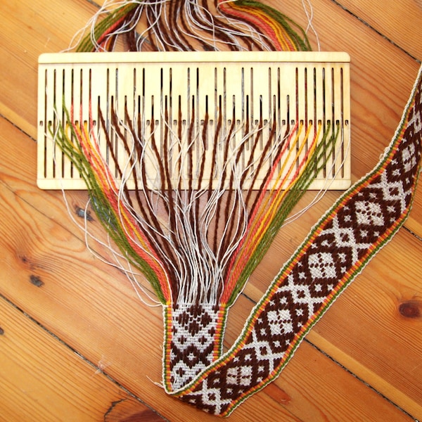 15 double slot rigid heddle- loom, weaving, backstrap, band weaving, inkle, pattern weaving, saami, sami, baltic, nordic, inlay patterns