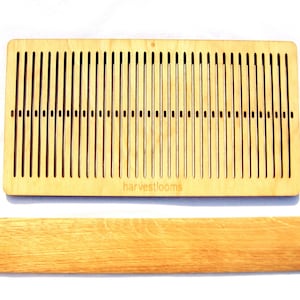 Set di licci e navette da 8 dpi. Telaio a licci rigidi, tessitura a cinghie posteriori, telaio a nastro, tessitura a fasce, fasce modello, SCA, telaio semplice, legno duro