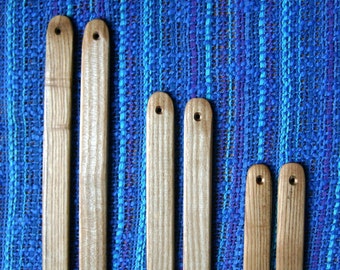 Herramientas para tejer con varillas, urdimbre, telar de cintas, telar de cintura, telar de peine rígido, telar de tapicería.