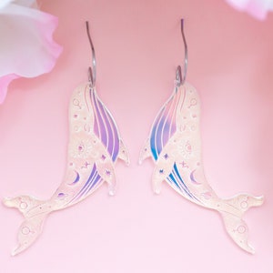 Wal Ohrringe, himmlischer Schmuck, irisierende Ohrringe, Witchy Ohrringe, Geschenke für sie, Schmuck für Frauen