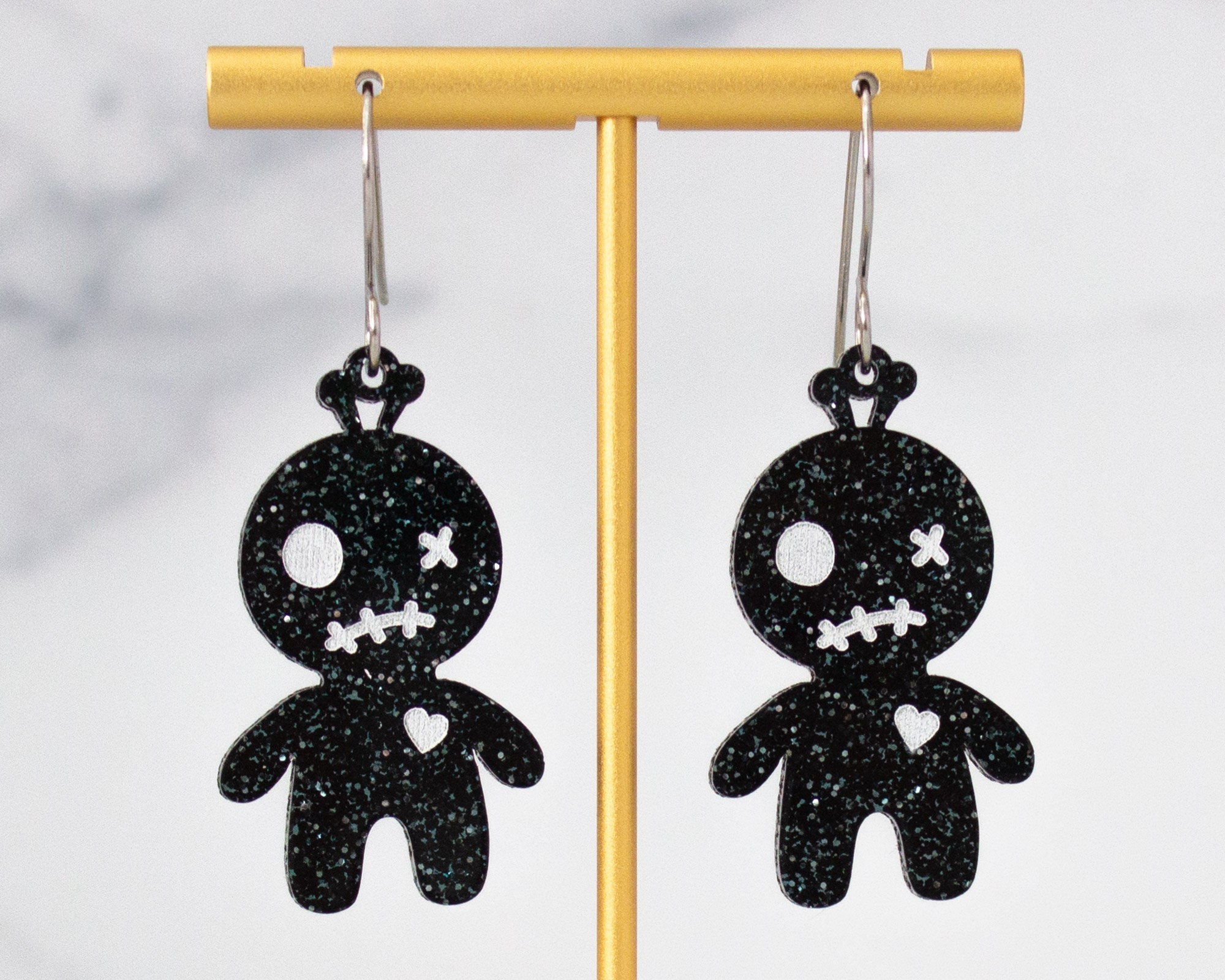DUOWEI Orecchini Pendenti Acrilici Day Of The Dead – Bambola Voodoo Horror Halloween Per Donna