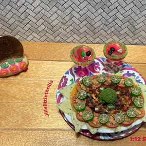 1:12 Dollhouse Miniature Pink Margaritas and Nachos