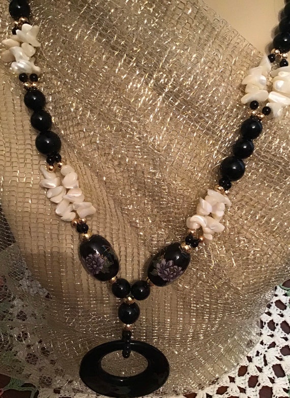 Vintage Black Beads, Mother of Pearl, Bohemian Sty