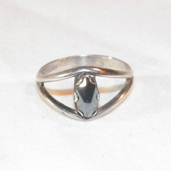 Sterling Silver Hematite Ring, 925 Vintage Hematite Ring, Size 5.5 Sterling Silver Ring, Beautiful Natural Hematite Stone Set In Silver