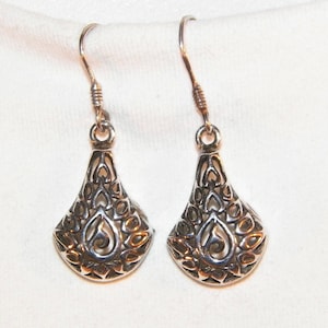 Sterling Silver Scroll Style Earrings, 925 Beautiful Small Pair Of Dangle Or Drop Earrings, Quality Hand Made Vintage Earrings, Well Made