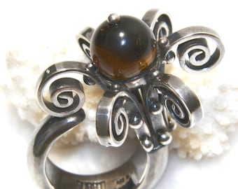 Suarti Sterling Silver Tiger Eye Ring, Size 9, Bali Jewelry