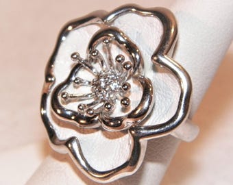 Size 6 Sterling Silver White Leather  Flower Ring, 925 Unique Large Flower Ring, Quality Vintage Made in Italy Ring,Genuine Silver & Leather