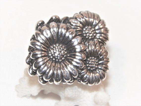 Size 6.75 Sterling Silver Flower Ring, Good Looki… - image 4