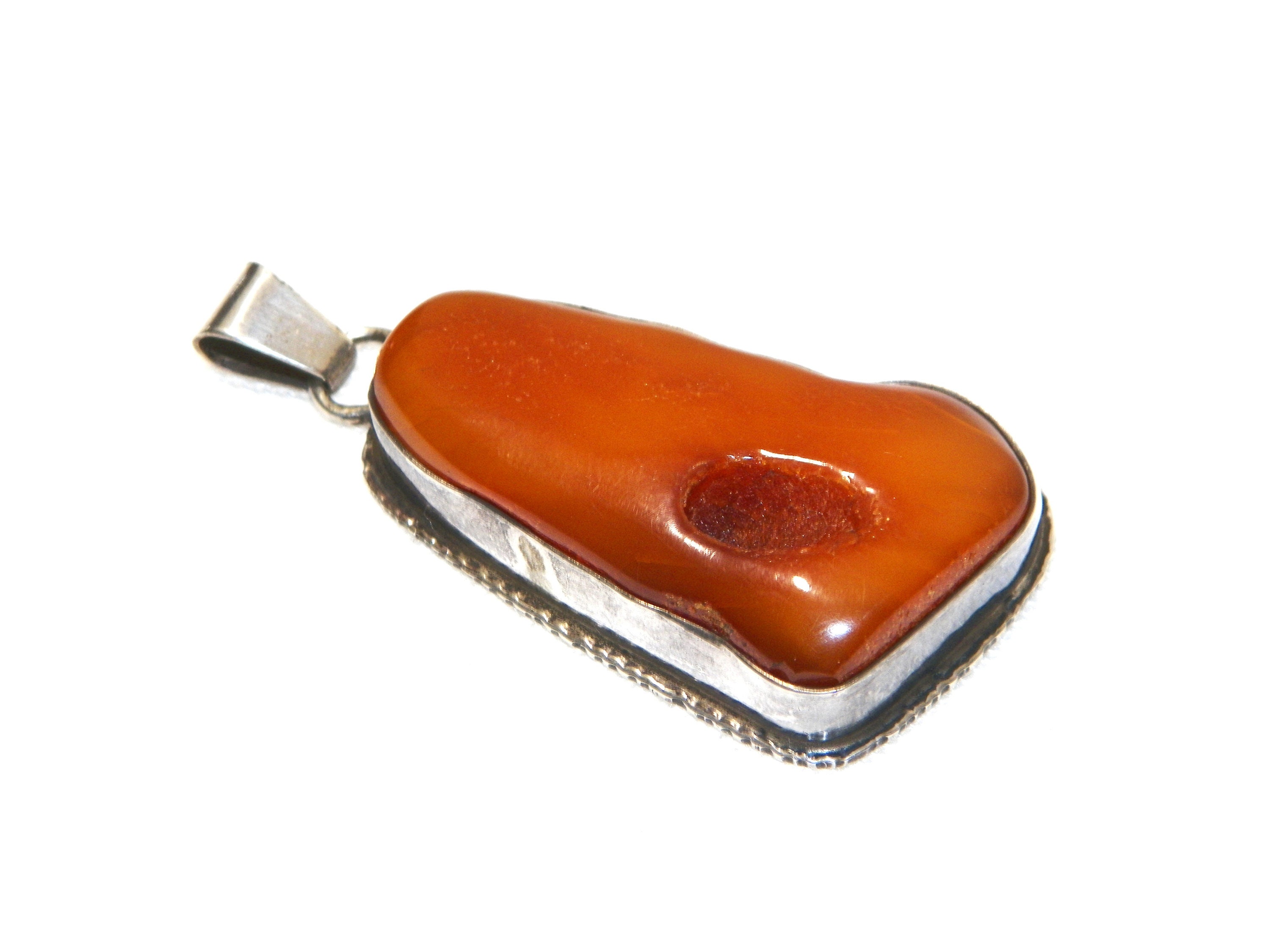 Pendentif Ancien En Ambre Avec Monture Argent 835 - Collier Vintage - Occasion