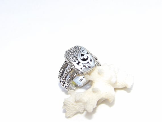 Vintage Ornate Sterling Silver Ring, Scroll Desig… - image 1