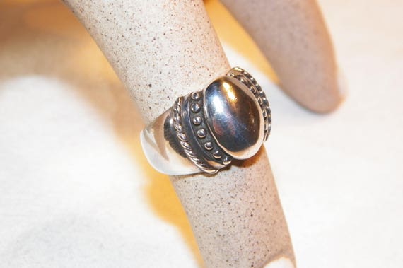 Size 8.75 Sterling Silver Unique Vintage Ring, 92… - image 4
