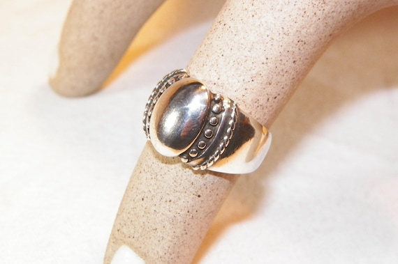 Size 8.75 Sterling Silver Unique Vintage Ring, 92… - image 1