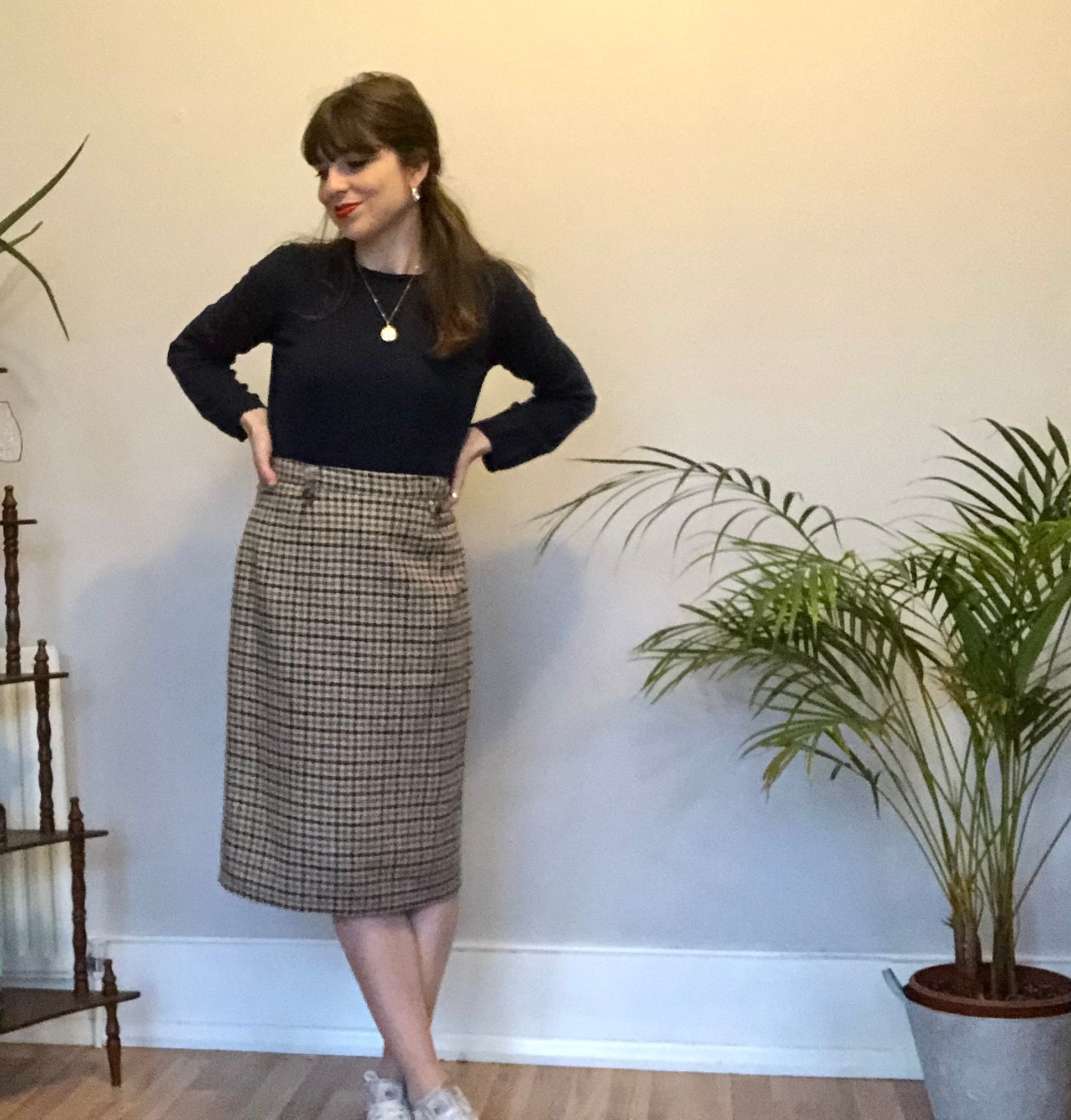 Vintage Jupe crayon en laine avec bordures à franges Harvè Benard - France