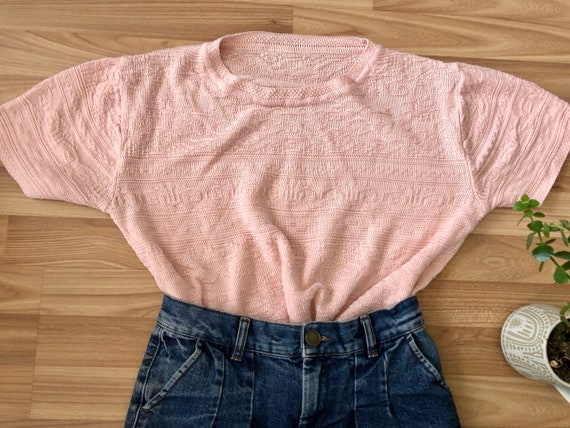 Vintage 1980s Pale Pink Peach Acrylic Short Sleev… - image 2