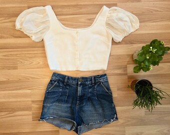 Women's Cream Cotton Muslin Sustainably Made Cropped top Blouse with Puff Sleeves, UK 8