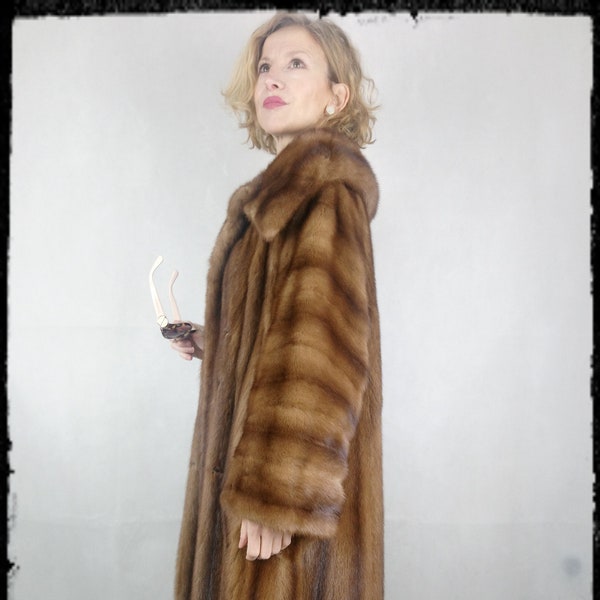 Mink long coat. full length brown mink coat. Camel brown fur coat. vintage fur coat. Genuine mink fur. LARGE - EXTRA LARGE Winter coat