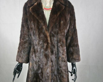 Vintage mink coat. Chocolate Brown Real mink 70s coat. Grandma Mink Coat. Size small