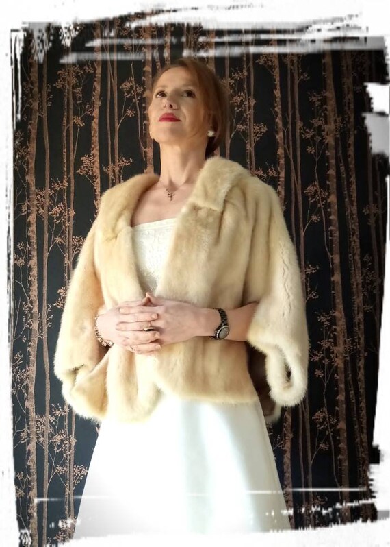 Fur stole. Real fur vintage fur stole. bridal stol
