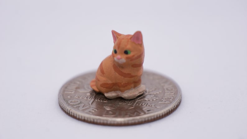 Tiny Sitting Orange Tabby KITTEN Miniature 1:24 G Scale Hand Painted Resin image 3