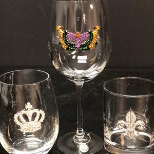 Queen Jewels Mardi Gras Mask Jeweled Stemless Wine Glass main image 1