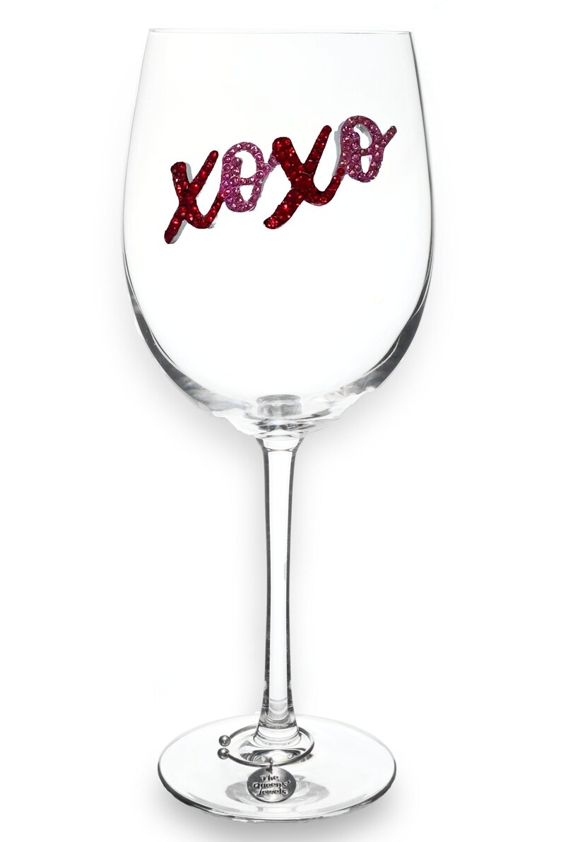 The Queens' Jewels Wine Glass