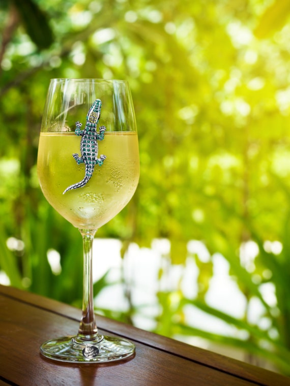 The Queens' Jewels - Alligator Jeweled Wine Glass - Unique Gift For Women  Birthday Cute Queen Not Painted Decorated Bling Bedazzled