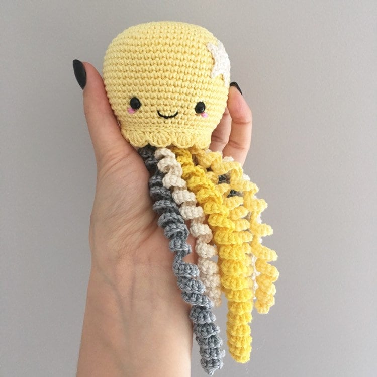 まりりん たこのあみぐるみ かぎ針編みのタコのおもちゃ：未熟児用綿あみぐるみ - Etsy 日本