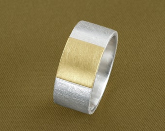 Wide silver ring with fine gold rectangle