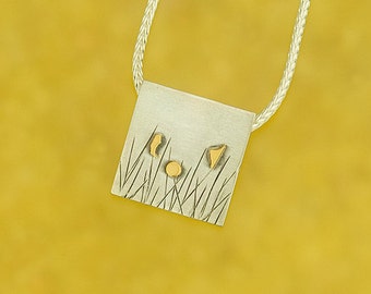 Meadow pendant with fine gold flowers