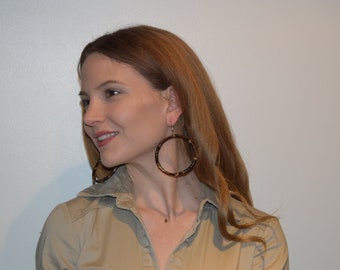 Women's hoop earrings made from bamboo