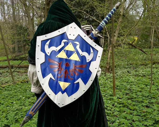Hylian Shield - Handcrafted Lifesize Metal Replica 1:1 - The Legend of Zelda - Ocarina of Time