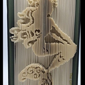 Arte de livro dobrado de sereia