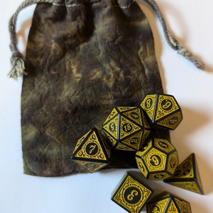 Tie Dye Dice Bag with 7 Piece Dice Set for d&d, dungeons and dragons, pathfinder